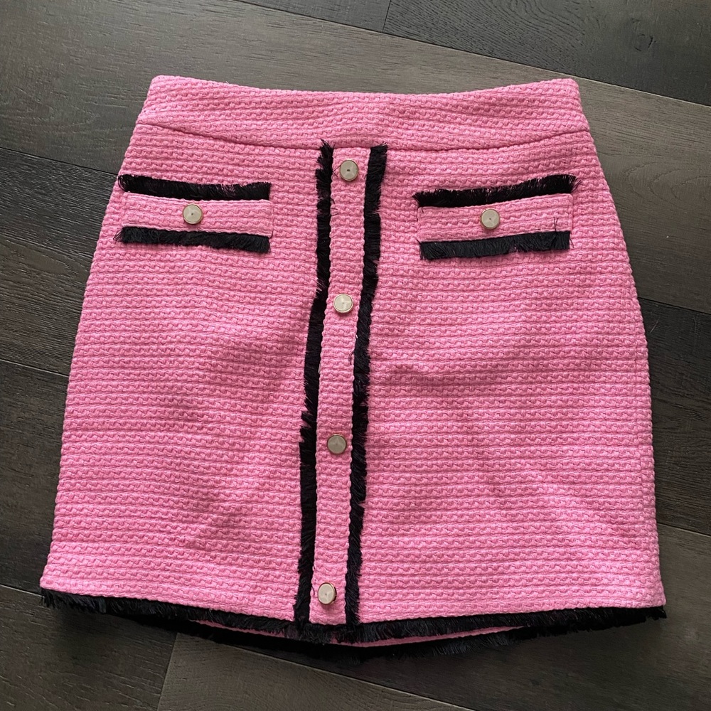 Pink and black skirt w gold buttons